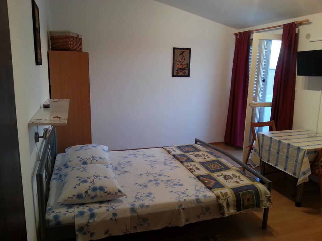 Studio Apartments Ivica 普利莫顿 客房 照片